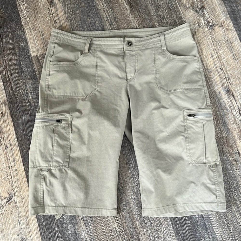 Kuhl Born In The Mountains Cargo Hiking Shorts Women Size 12 Outdoor